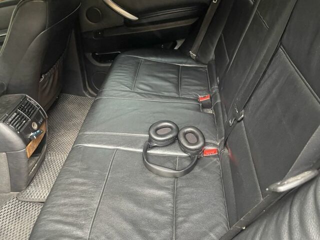 БМВ Х5 2002 в Днепре (Днепропетровске) на Automoto.ua Черный БМВ Х5, объемом двигателя 4.4 л и пробегом 445 тыс. км за 7500 $, фото 5 на Automoto.ua