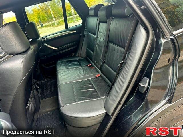 Черный БМВ Х5, объемом двигателя 3 л и пробегом 400 тыс. км за 6000 $, фото 10 на Automoto.ua