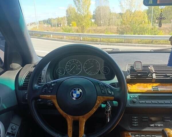 Чорний БМВ Х5, об'ємом двигуна 3 л та пробігом 327 тис. км за 9500 $, фото 7 на Automoto.ua