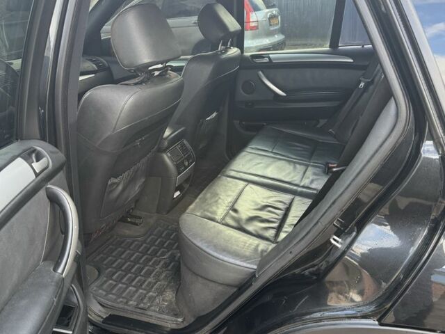 Черный БМВ Х5, объемом двигателя 3 л и пробегом 1000 тыс. км за 5100 $, фото 7 на Automoto.ua