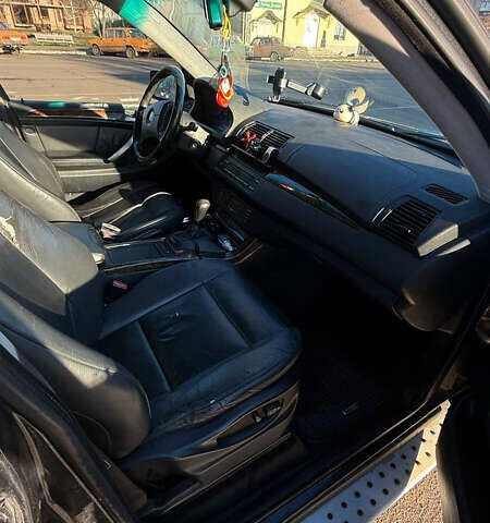 Черный БМВ Х5, объемом двигателя 2.98 л и пробегом 500 тыс. км за 6500 $, фото 10 на Automoto.ua