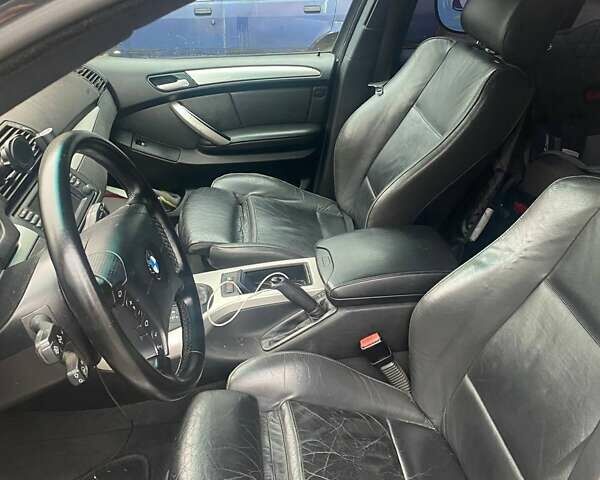 Черный БМВ Х5, объемом двигателя 3 л и пробегом 230 тыс. км за 4800 $, фото 1 на Automoto.ua