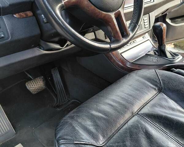 Чорний БМВ Х5, об'ємом двигуна 3 л та пробігом 260 тис. км за 11500 $, фото 27 на Automoto.ua