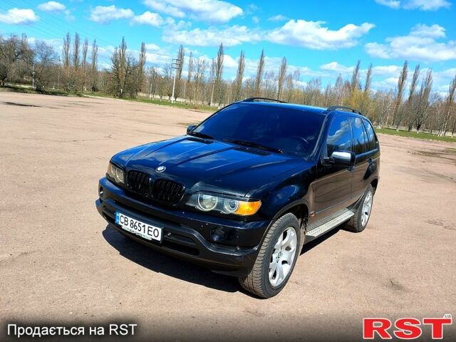 Черный БМВ Х5, объемом двигателя 4.4 л и пробегом 350 тыс. км за 9000 $, фото 3 на Automoto.ua