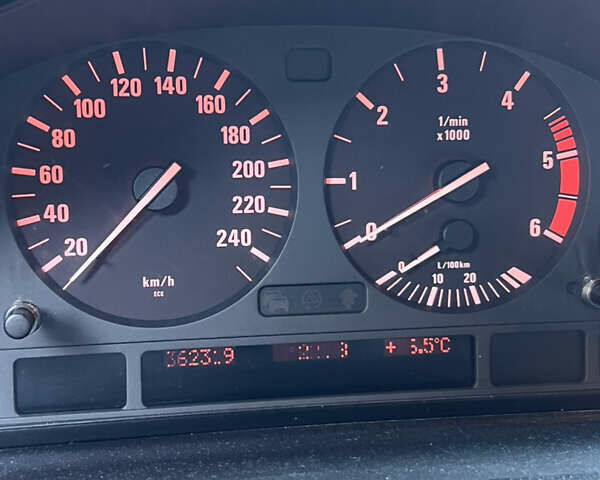 Черный БМВ Х5, объемом двигателя 2.93 л и пробегом 359 тыс. км за 9250 $, фото 26 на Automoto.ua