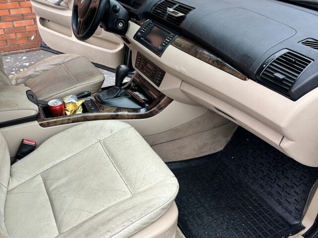 Чорний БМВ Х5, об'ємом двигуна 3 л та пробігом 413 тис. км за 7500 $, фото 10 на Automoto.ua