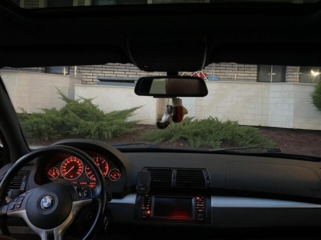 Чорний БМВ Х5, об'ємом двигуна 3 л та пробігом 418 тис. км за 7755 $, фото 5 на Automoto.ua
