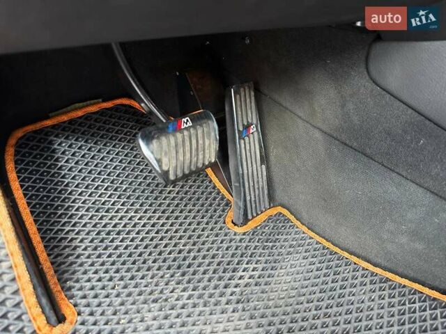 Черный БМВ Х5, объемом двигателя 3 л и пробегом 200 тыс. км за 9900 $, фото 12 на Automoto.ua