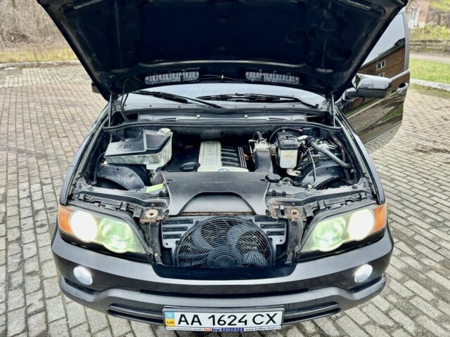 Чорний БМВ Х5, об'ємом двигуна 3 л та пробігом 374 тис. км за 9800 $, фото 22 на Automoto.ua
