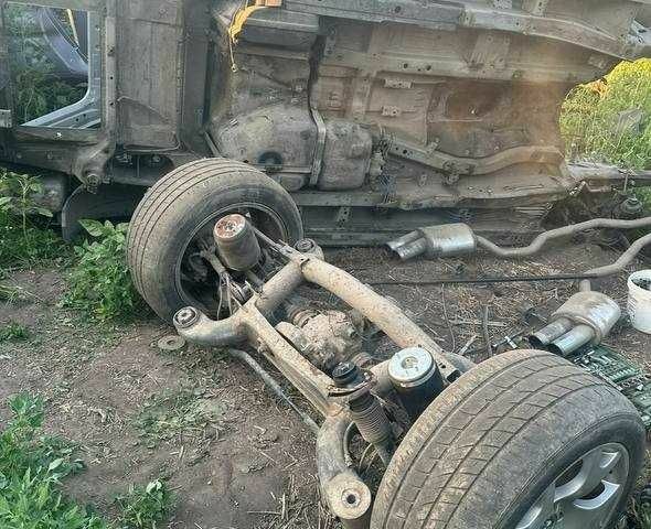 Чорний БМВ Х5, об'ємом двигуна 3 л та пробігом 312 тис. км за 3200 $, фото 11 на Automoto.ua