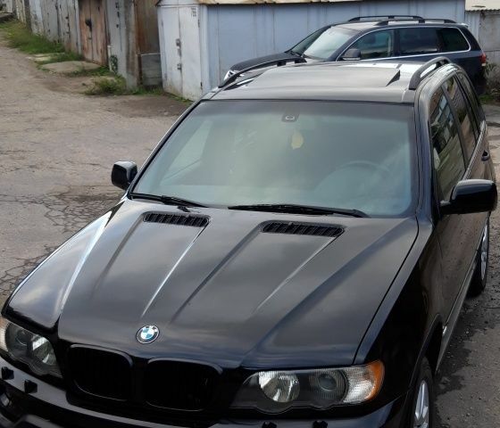Черный БМВ Х5, объемом двигателя 3 л и пробегом 300 тыс. км за 4800 $, фото 3 на Automoto.ua