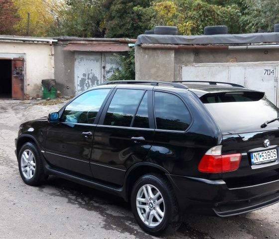 Черный БМВ Х5, объемом двигателя 3 л и пробегом 300 тыс. км за 4800 $, фото 5 на Automoto.ua