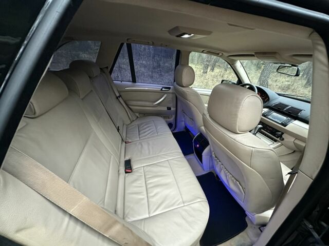 Чорний БМВ Х5, об'ємом двигуна 3 л та пробігом 480 тис. км за 5600 $, фото 13 на Automoto.ua