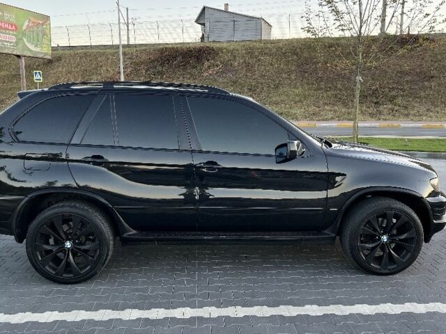 Черный БМВ Х5, объемом двигателя 4.4 л и пробегом 295 тыс. км за 7000 $, фото 7 на Automoto.ua