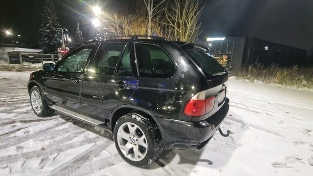 Черный БМВ Х5, объемом двигателя 3 л и пробегом 230 тыс. км за 2838 $, фото 2 на Automoto.ua