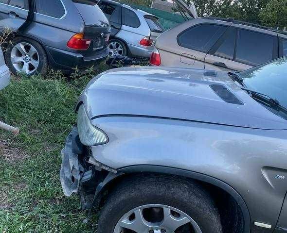 Чорний БМВ Х5, об'ємом двигуна 3 л та пробігом 312 тис. км за 3200 $, фото 23 на Automoto.ua