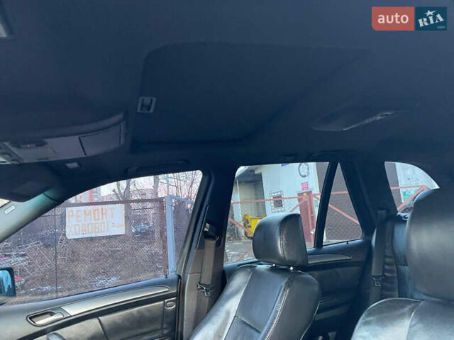 Черный БМВ Х5, объемом двигателя 4.4 л и пробегом 333 тыс. км за 9999 $, фото 15 на Automoto.ua