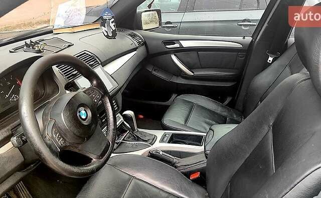 Черный БМВ Х5, объемом двигателя 2.9 л и пробегом 200 тыс. км за 8000 $, фото 7 на Automoto.ua