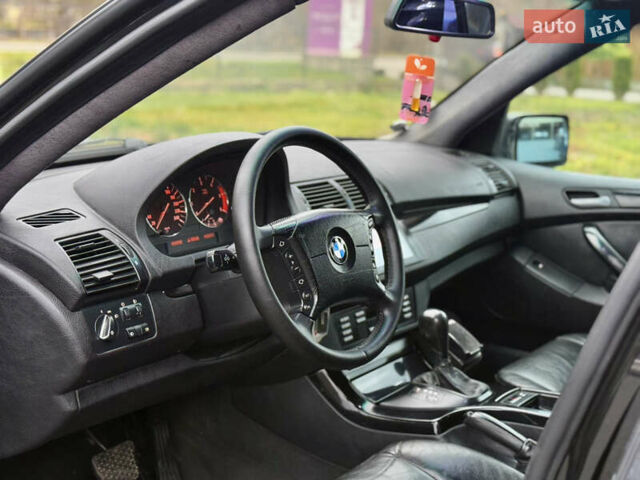Черный БМВ Х5, объемом двигателя 3 л и пробегом 400 тыс. км за 8700 $, фото 41 на Automoto.ua