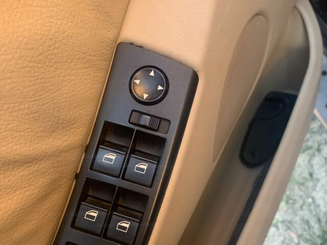 Черный БМВ Х5, объемом двигателя 3 л и пробегом 230 тыс. км за 3000 $, фото 16 на Automoto.ua