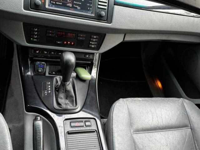 Черный БМВ Х5, объемом двигателя 3 л и пробегом 350 тыс. км за 5499 $, фото 13 на Automoto.ua