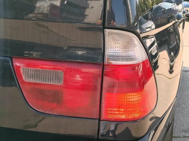 Чорний БМВ Х5, об'ємом двигуна 3 л та пробігом 416 тис. км за 6800 $, фото 9 на Automoto.ua