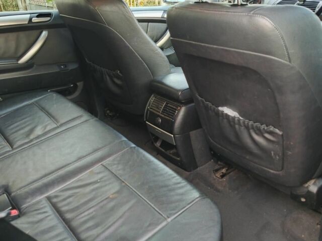 Черный БМВ Х5, объемом двигателя 3 л и пробегом 330 тыс. км за 6000 $, фото 19 на Automoto.ua