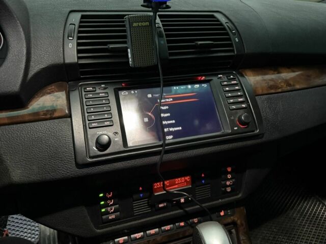 Черный БМВ Х5, объемом двигателя 3 л и пробегом 404 тыс. км за 9500 $, фото 2 на Automoto.ua