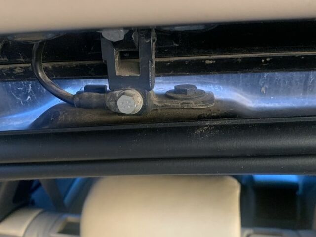 Черный БМВ Х5, объемом двигателя 3 л и пробегом 230 тыс. км за 3000 $, фото 12 на Automoto.ua