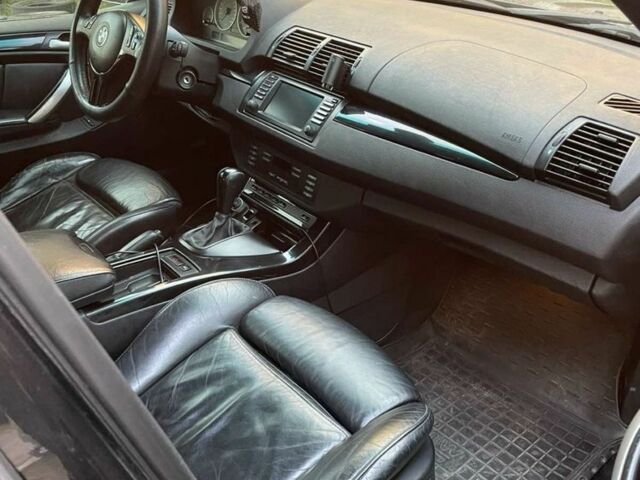 Черный БМВ Х5, объемом двигателя 4.6 л и пробегом 300 тыс. км за 7000 $, фото 4 на Automoto.ua