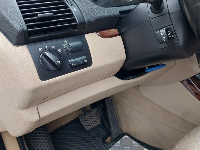 Черный БМВ Х5, объемом двигателя 3 л и пробегом 378 тыс. км за 4000 $, фото 7 на Automoto.ua