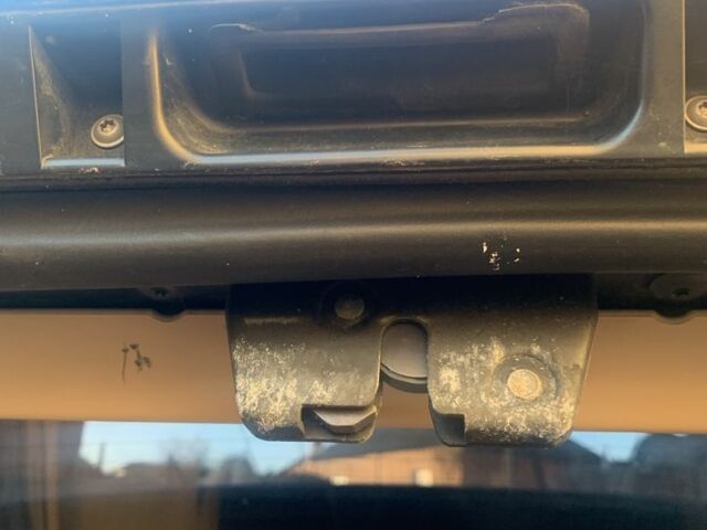 Черный БМВ Х5, объемом двигателя 3 л и пробегом 230 тыс. км за 3000 $, фото 9 на Automoto.ua