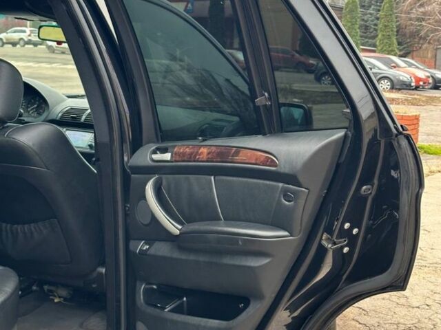 Черный БМВ Х5, объемом двигателя 3 л и пробегом 300 тыс. км за 5700 $, фото 16 на Automoto.ua