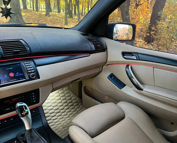 Чорний БМВ Х5, об'ємом двигуна 3 л та пробігом 384 тис. км за 9300 $, фото 14 на Automoto.ua