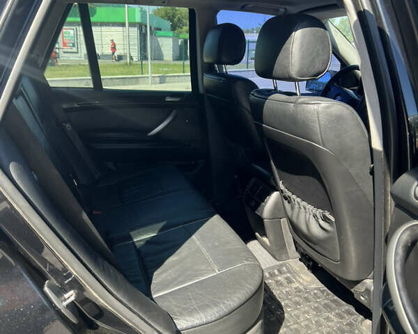 Черный БМВ Х5, объемом двигателя 3 л и пробегом 350 тыс. км за 7500 $, фото 2 на Automoto.ua