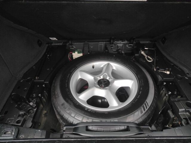 Чорний БМВ Х5, об'ємом двигуна 3 л та пробігом 300 тис. км за 5900 $, фото 15 на Automoto.ua