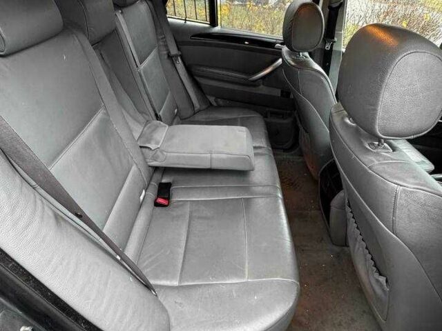 Черный БМВ Х5, объемом двигателя 3 л и пробегом 360 тыс. км за 5800 $, фото 8 на Automoto.ua