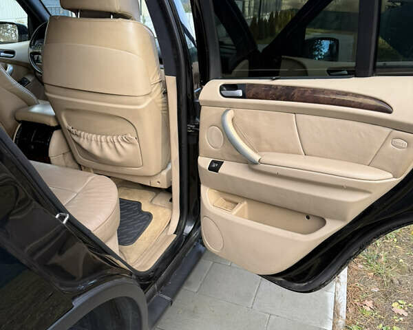 Чорний БМВ Х5, об'ємом двигуна 2.93 л та пробігом 391 тис. км за 7950 $, фото 9 на Automoto.ua