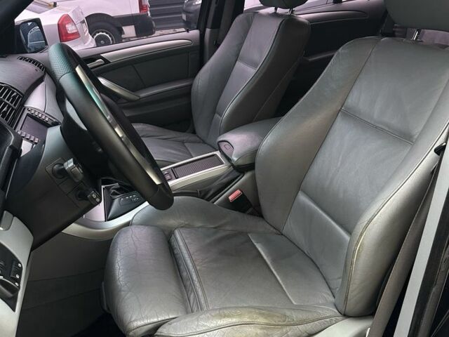 Чорний БМВ Х5, об'ємом двигуна 2.9 л та пробігом 330 тис. км за 9400 $, фото 21 на Automoto.ua