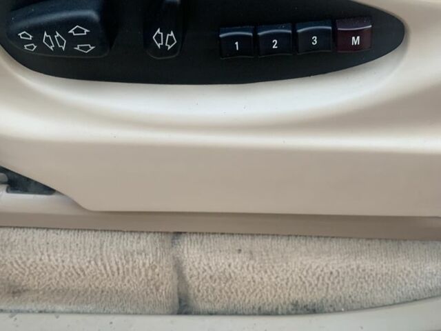 Черный БМВ Х5, объемом двигателя 3 л и пробегом 230 тыс. км за 3000 $, фото 15 на Automoto.ua