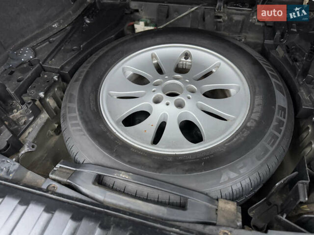 Черный БМВ Х5, объемом двигателя 3 л и пробегом 400 тыс. км за 8700 $, фото 65 на Automoto.ua