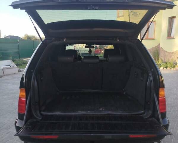 Черный БМВ Х5, объемом двигателя 2.93 л и пробегом 400 тыс. км за 9200 $, фото 6 на Automoto.ua