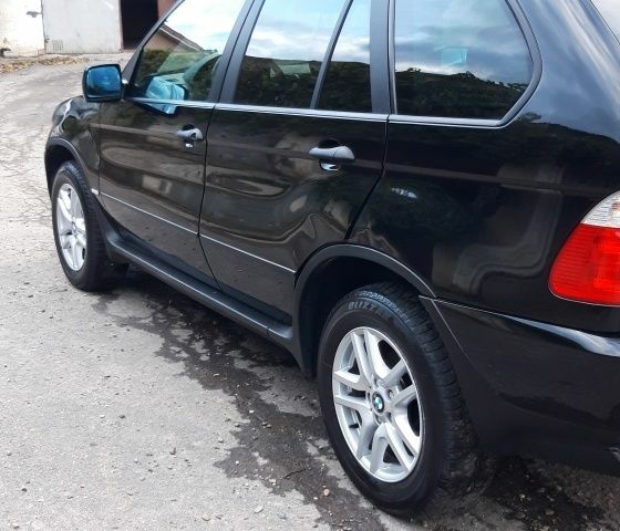 Черный БМВ Х5, объемом двигателя 3 л и пробегом 300 тыс. км за 4800 $, фото 6 на Automoto.ua