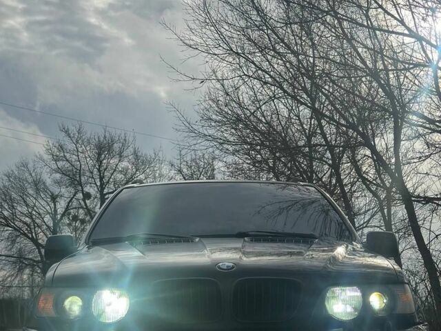 Чорний БМВ Х5, об'ємом двигуна 3 л та пробігом 400 тис. км за 6000 $, фото 15 на Automoto.ua