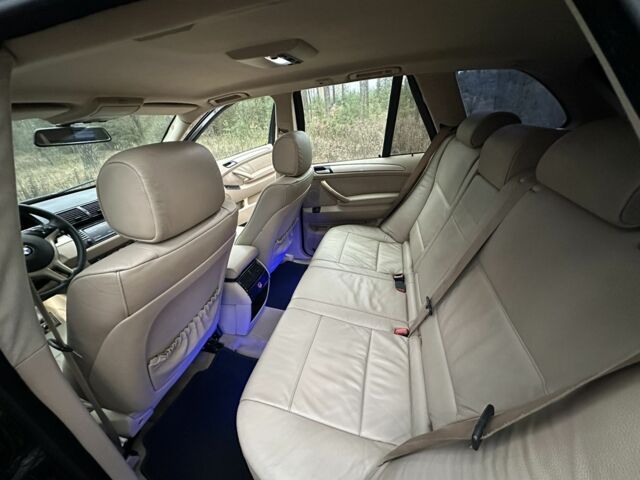 Чорний БМВ Х5, об'ємом двигуна 3 л та пробігом 480 тис. км за 5600 $, фото 7 на Automoto.ua