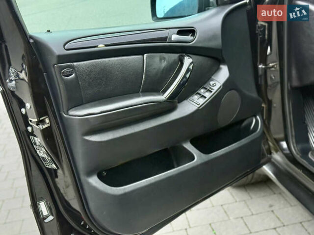 Черный БМВ Х5, объемом двигателя 3 л и пробегом 400 тыс. км за 8700 $, фото 39 на Automoto.ua