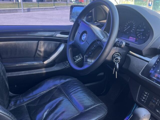 Черный БМВ Х5, объемом двигателя 3 л и пробегом 350 тыс. км за 7500 $, фото 6 на Automoto.ua
