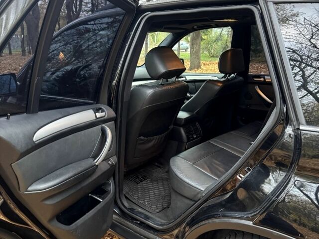 Черный БМВ Х5, объемом двигателя 3 л и пробегом 238 тыс. км за 5500 $, фото 10 на Automoto.ua