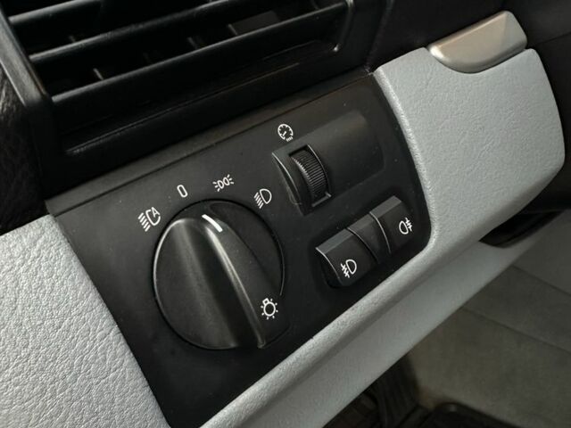 Чорний БМВ Х5, об'ємом двигуна 2.9 л та пробігом 330 тис. км за 9400 $, фото 11 на Automoto.ua