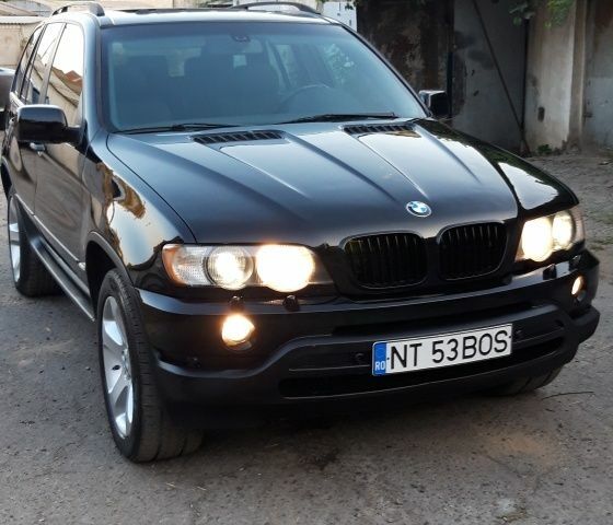 БМВ Х5 2003 в Черновцах на Automoto.ua Черный БМВ Х5, объемом двигателя 3 л и пробегом 301 тыс. км за 5200 $, фото 1 на Automoto.ua